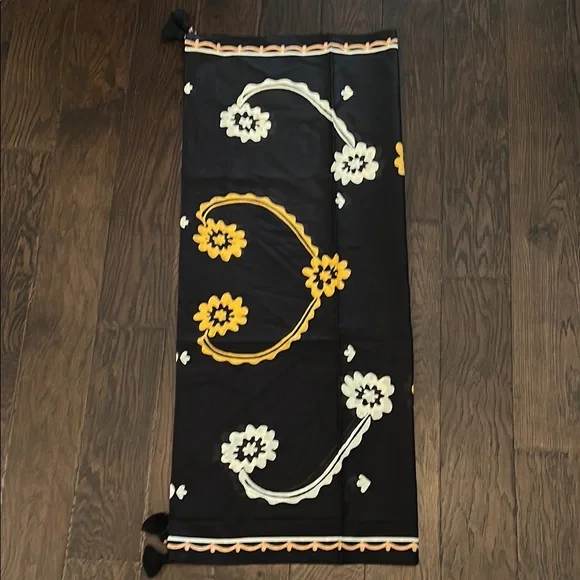 NEW Tory Burch Printed Pareo β Black Floral πΌπ€ - Picture 5 of 8